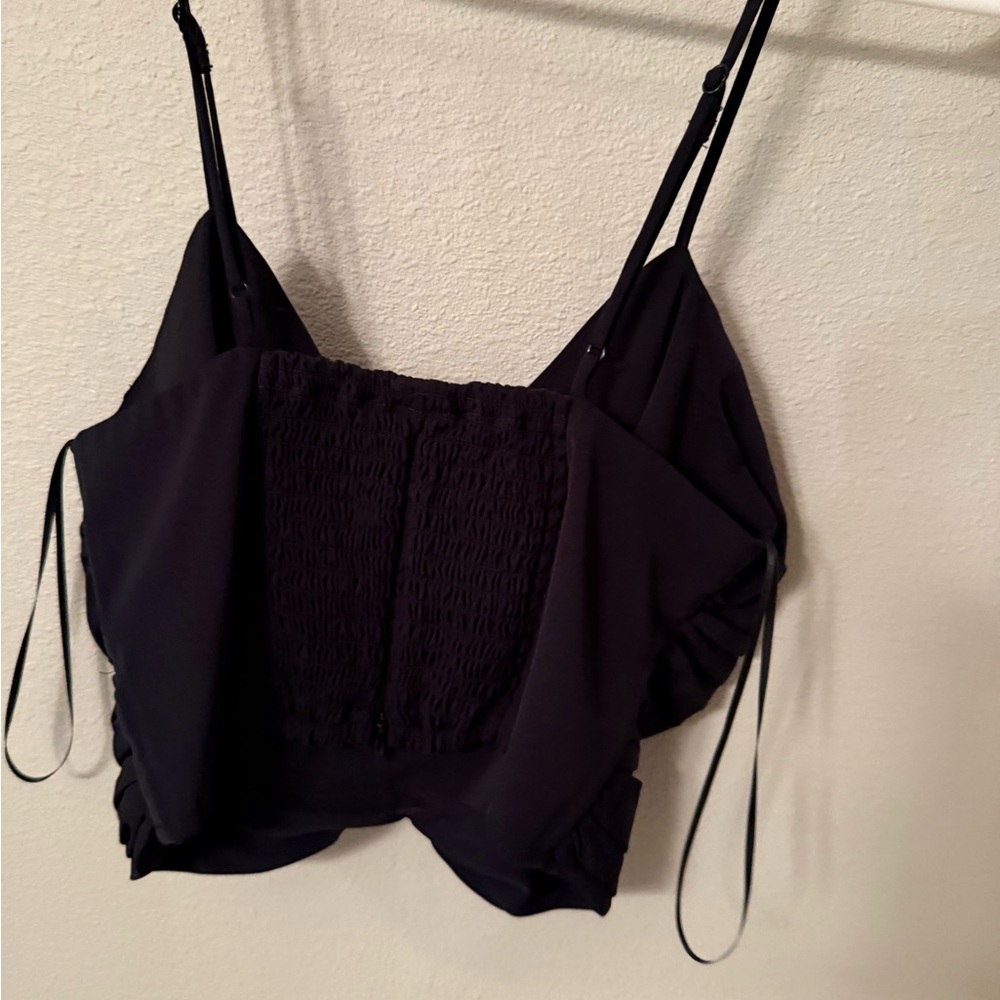 A&F Black Ruched Crop Top - Picture 2 of 3